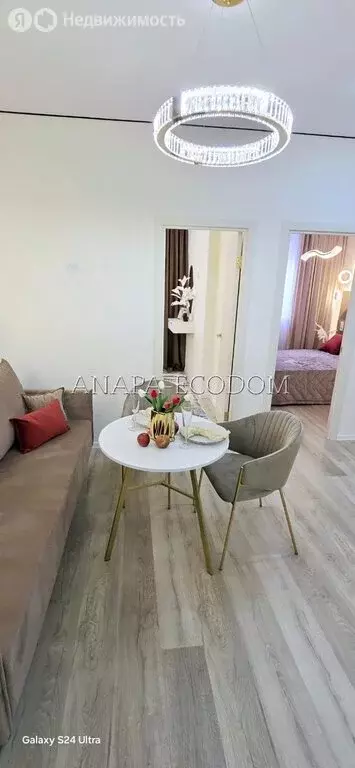 2-комнатная квартира: Краснодар, Российская улица, 267к4 (42 м) - Фото 1