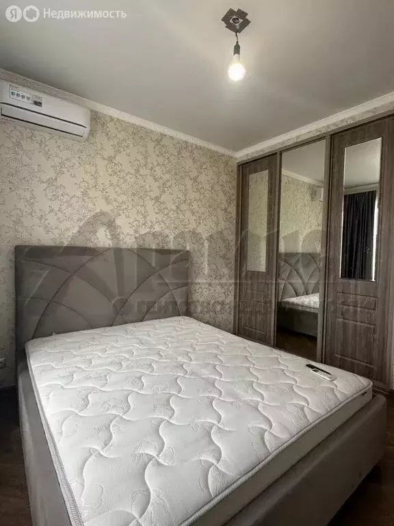 1-комнатная квартира: Владикавказ, улица Шамиля Джикаева, 4 (50 м) - Фото 2