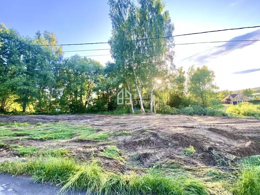Участок в Калужская область, Калуга городской округ, д. Желыбино ул. ... - Фото 1
