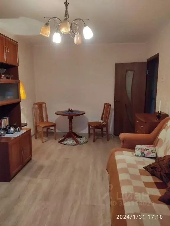 1-к кв. Ленинградская область, Гатчина ул. Володарского, 35 (31.0 м) - Фото 1