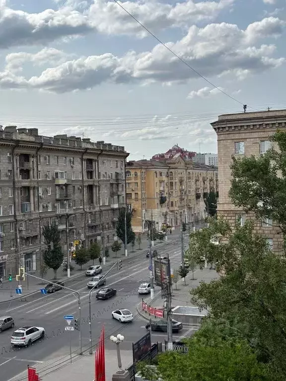 2-к кв. Волгоградская область, Волгоград Комсомольская ул., 8 (60.0 м) - Фото 0