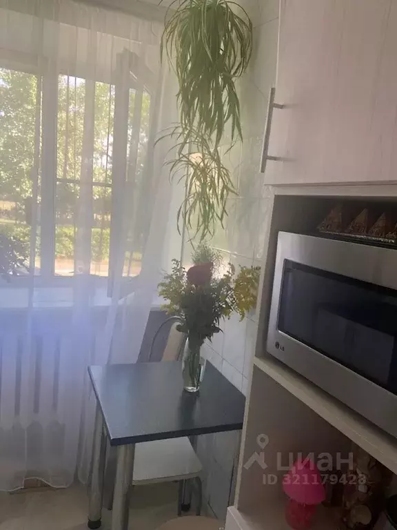 Комната Самарская область, Тольятти Юбилейная ул., 2 (12.0 м) - Фото 1