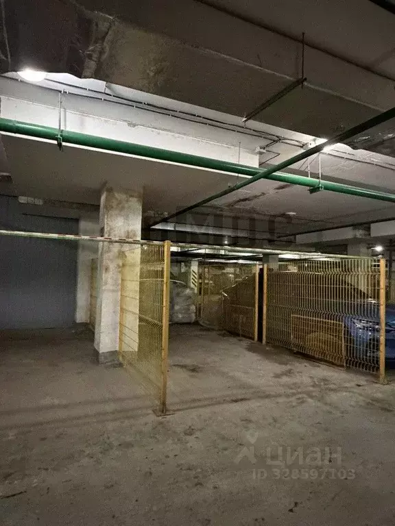 Гараж в Свердловская область, Екатеринбург ул. Вильгельма де Геннина, ... - Фото 1