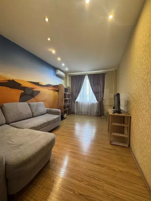 2-к. квартира, 50 м, 7/9 эт. - Фото 1