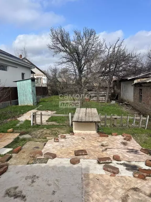 Дом в Калмыкия, Элиста ул. Имени С. Стальского (79 м) - Фото 0
