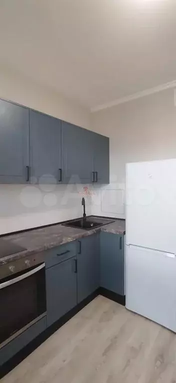 2-к. квартира, 57 м, 8/17 эт. - Фото 0