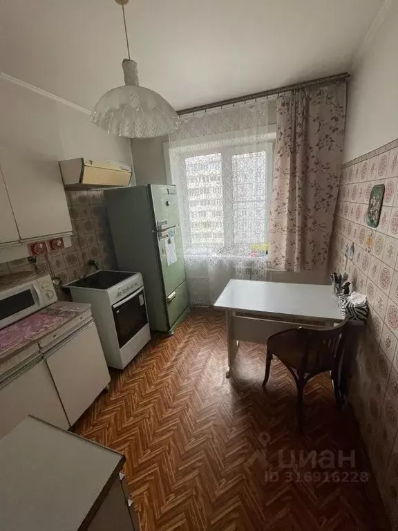 3-к кв. Хабаровский край, Хабаровск ул. Карла Маркса, 117 (66.0 м) - Фото 0