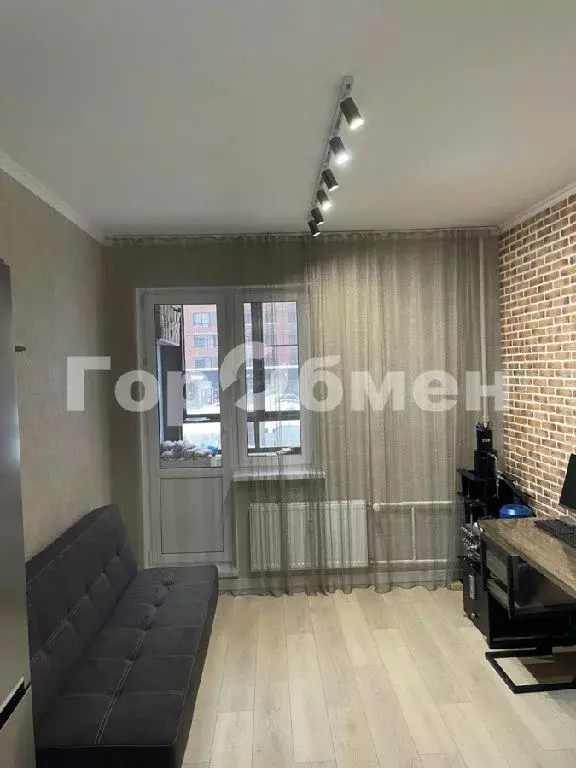 Продается 1-комнатная квартира - Фото 1