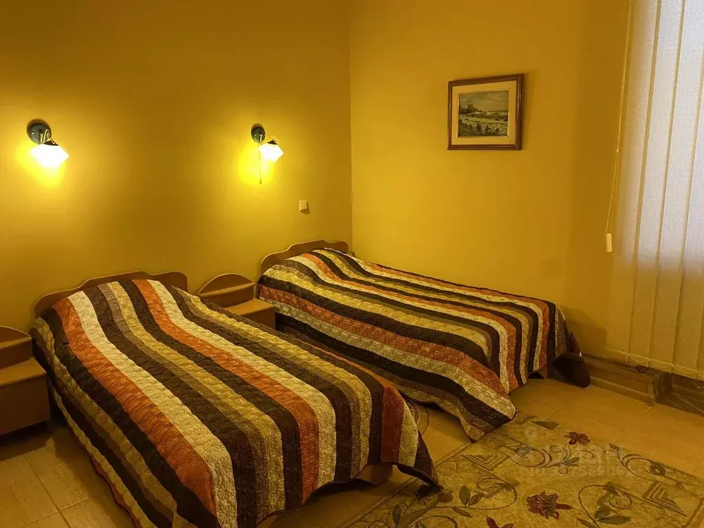 Комната Крым, Феодосия ул. Земская, 8 (30.0 м) - Фото 1