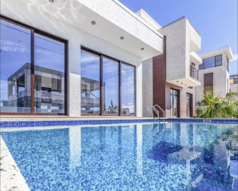 Дом в Краснодарский край, Сочи ул. Ворошиловградская, 256/6 (220 м) - Фото 2