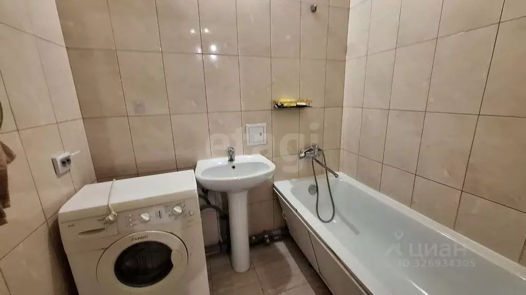 2-к кв. Крым, Симферополь ул. Янтарная (49.4 м) - Фото 1