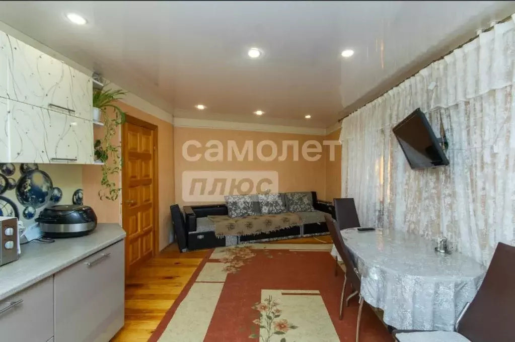 4-к кв. Тюменская область, Тюмень ул. Николая Чаплина, 132 (92.6 м) - Фото 1