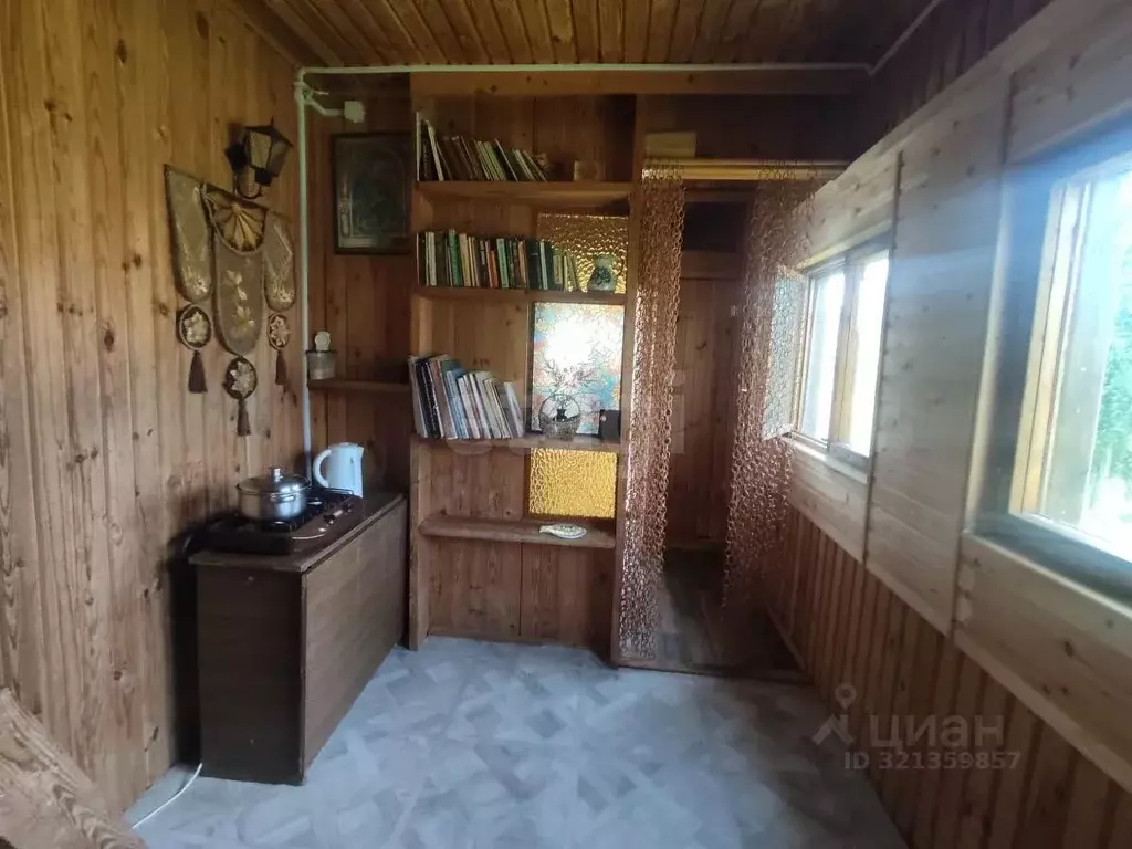 Дом в Псковская область, Печорский муниципальный округ, д. Малая ... - Фото 1