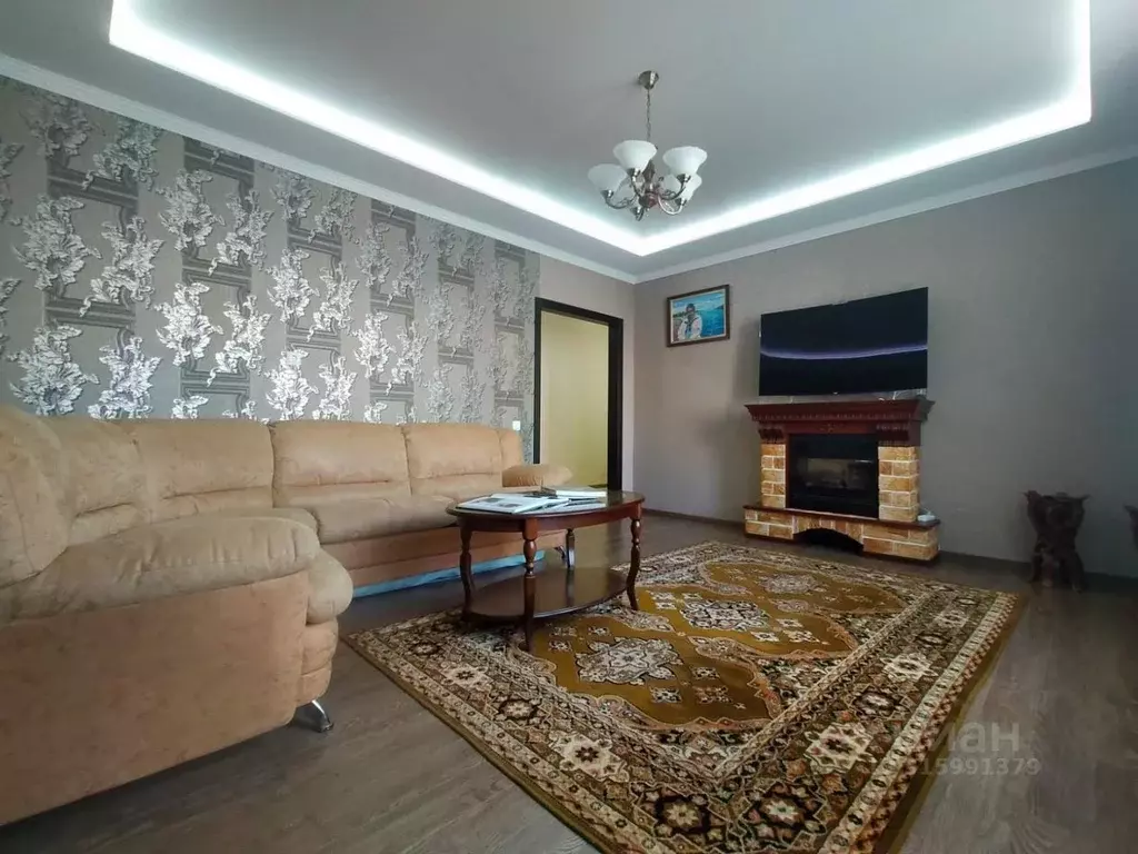 2-к кв. Новгородская область, Великий Новгород ул. 8 Марта, 25 (69.2 ... - Фото 0