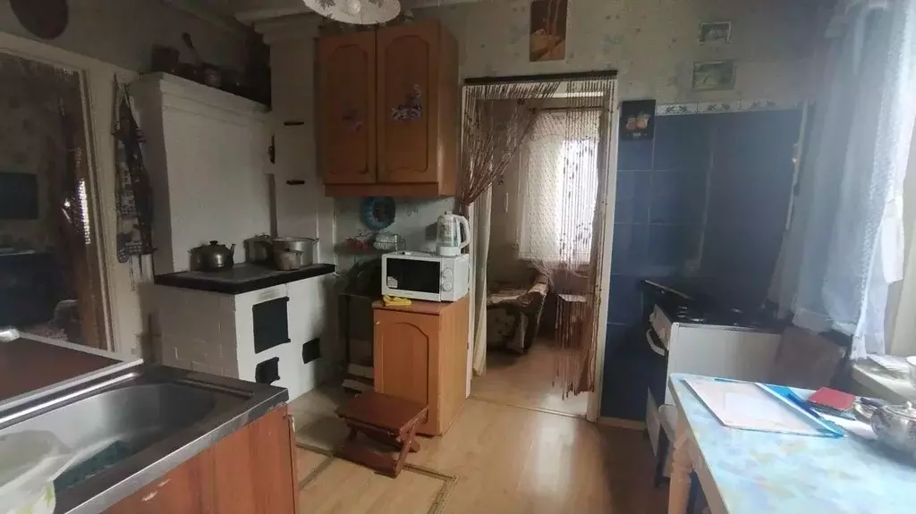 Дом в Ленинградская область, Ломоносовский район, д. Гостилицы ул. ... - Фото 1
