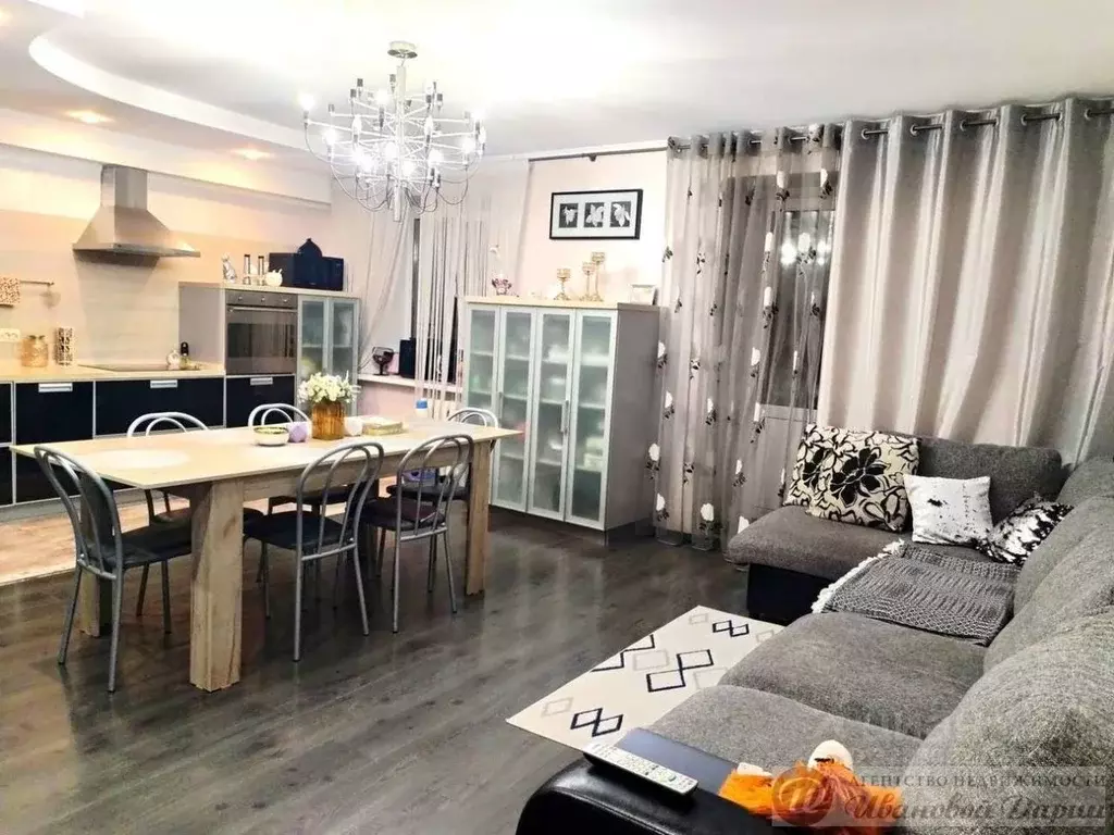 3-к кв. Самарская область, Самара просп. Кирова, 391 (100.0 м) - Фото 1