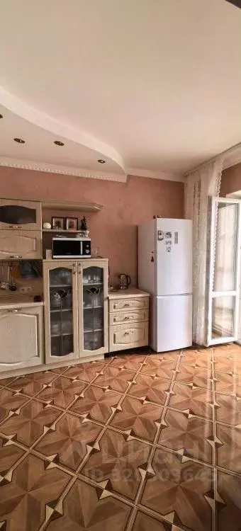 2-к кв. Омская область, Омск ул. Волховстроя, 94 (82.0 м) - Фото 2