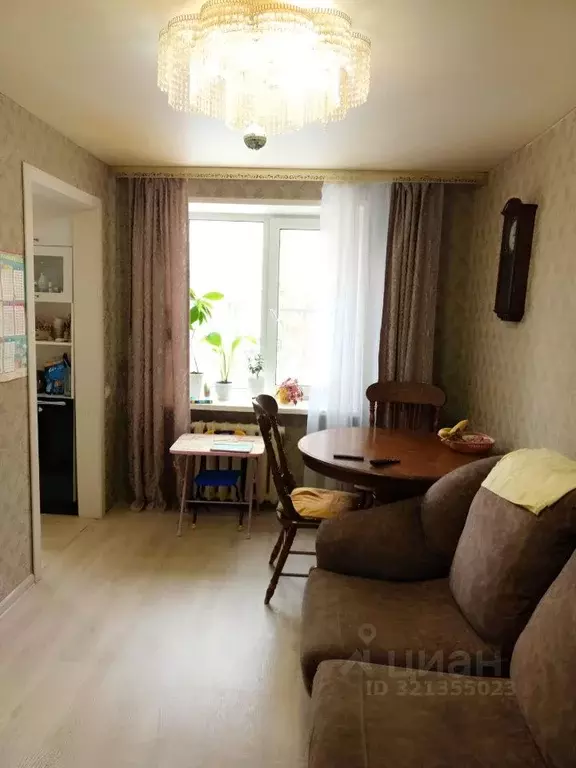 3-к кв. Воронежская область, Воронеж ул. Кривошеина, 9 (58.0 м) - Фото 0