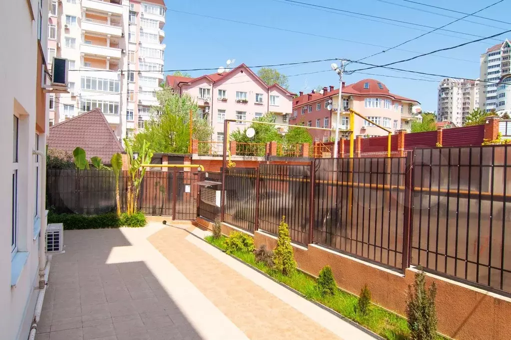 1-к. квартира, 60 м, 2/5 эт. - Фото 1