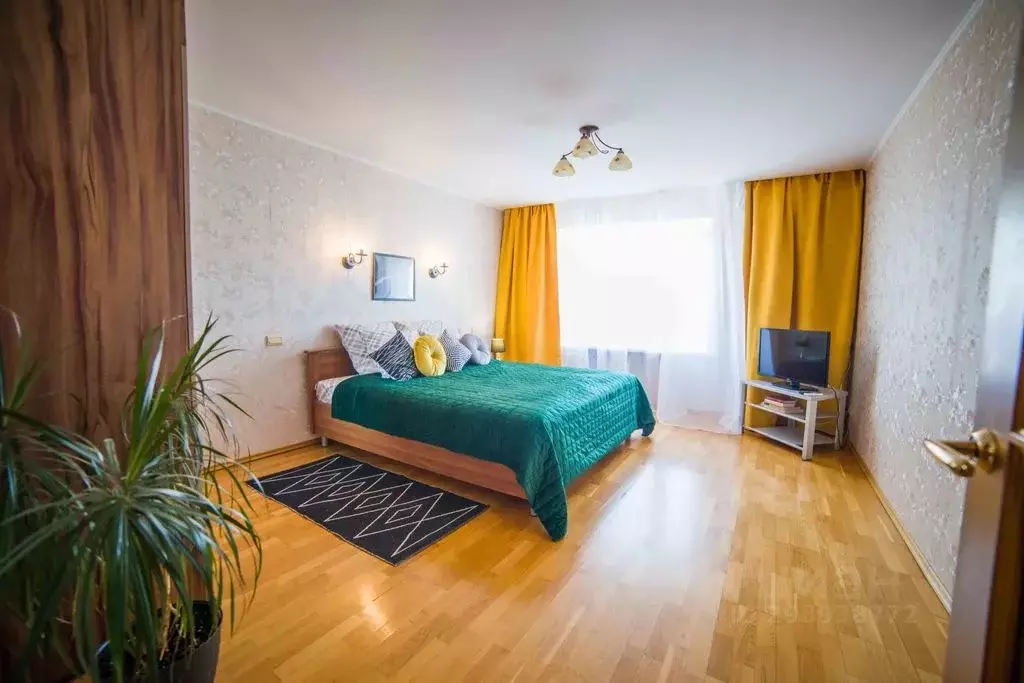 2-к кв. Хабаровский край, Хабаровск ул. Льва Толстого, 15 (80.0 м) - Фото 0