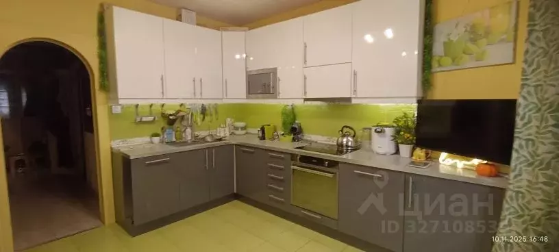 2-к кв. Москва, Москва, Московский г. ул. Радужная, 14к2 (90.7 м) - Фото 1