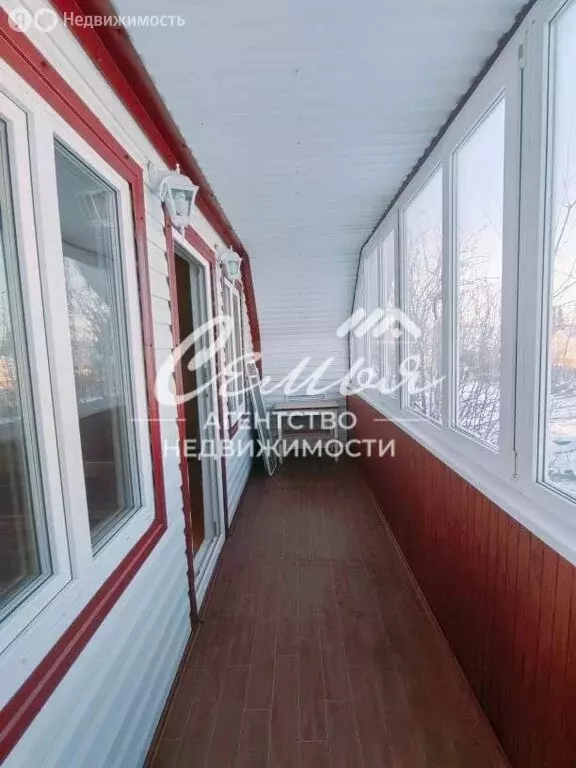 Дом в Заводоуковск, улица Блюхера (230 м) - Фото 1