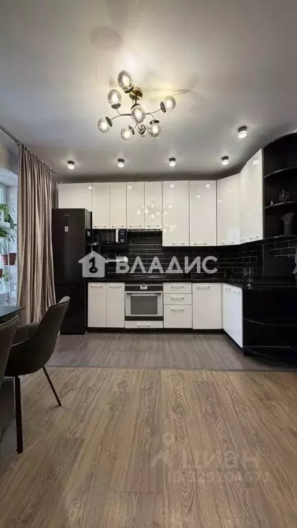 3-к кв. Коми, Сыктывкар Октябрьский просп., 214 (67.3 м) - Фото 1
