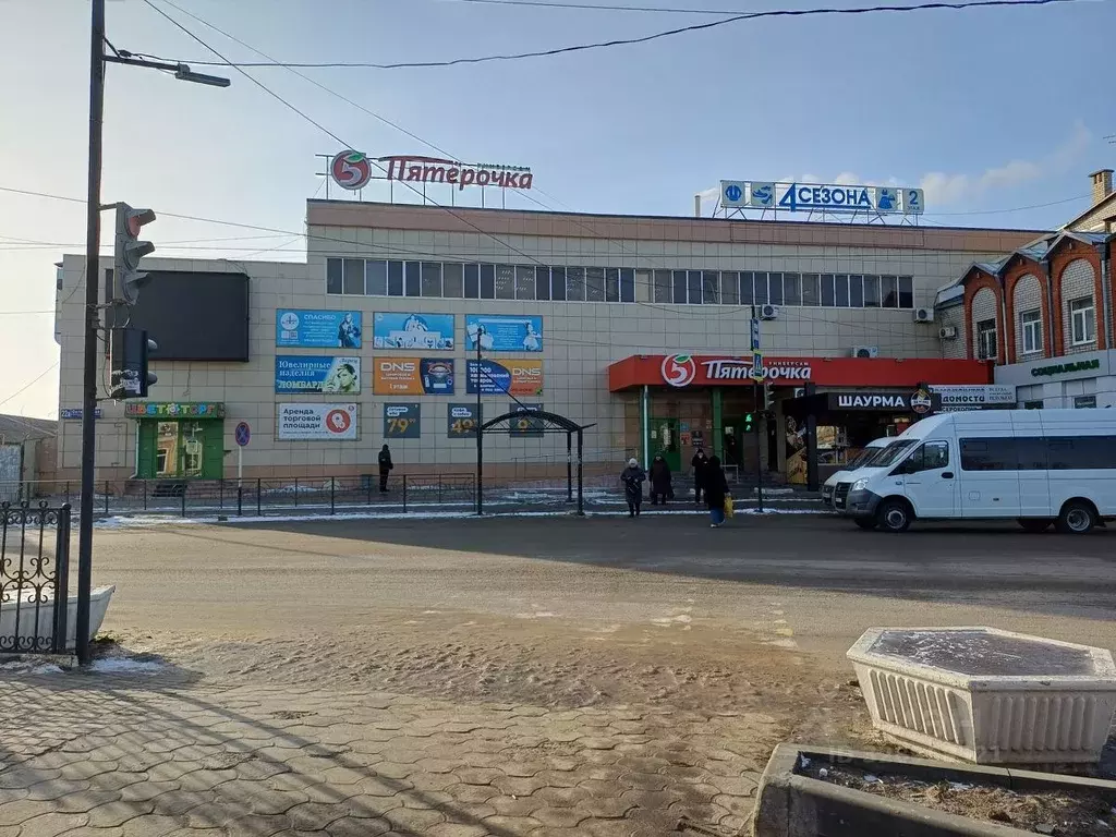 Торговая площадь в Воронежская область, Россошь Октябрьская пл., 22А ... - Фото 1