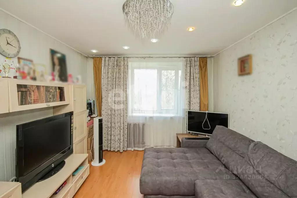 3-к кв. Бурятия, Улан-Удэ ул. Добролюбова, 2А (88.3 м) - Фото 2