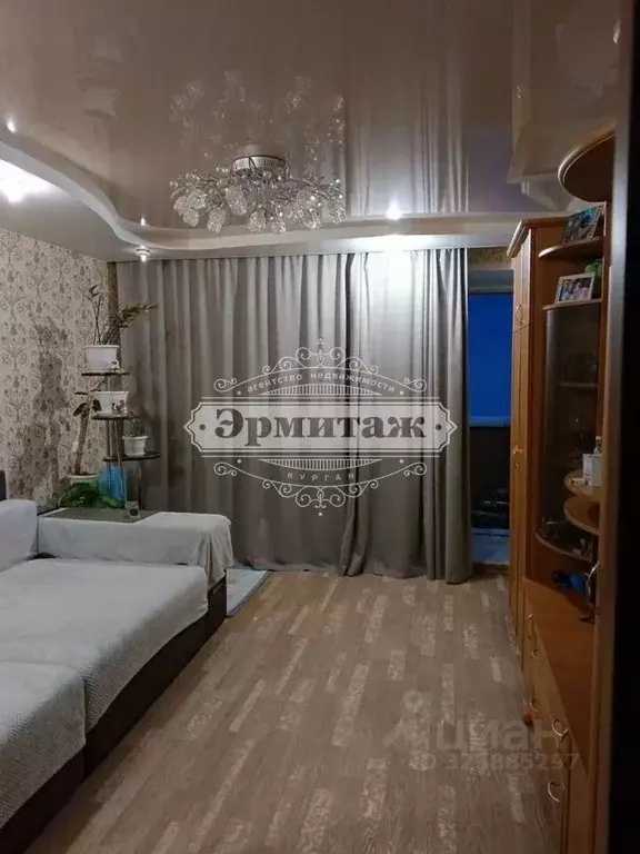 3-к кв. Курганская область, Курган Заозерный жилрайон, 2-й мкр, 21 ... - Фото 1