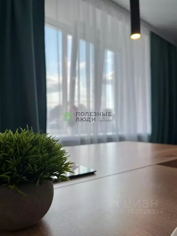 Комната Татарстан, Зеленодольск Малая Красная ул., 1 (13.0 м) - Фото 1