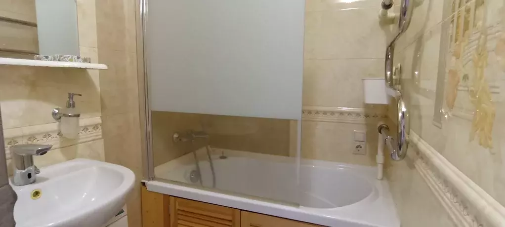 Продаётся 4-к квартира, 68.7 м - Фото 1