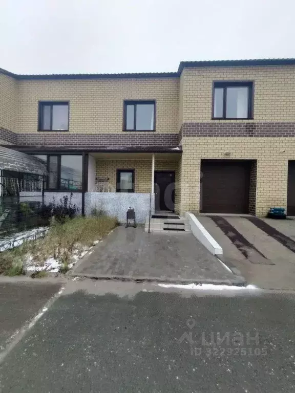 Таунхаус в Ямало-Ненецкий АО, Новый Уренгой Строителей мкр, 6к3 (196 ... - Фото 0