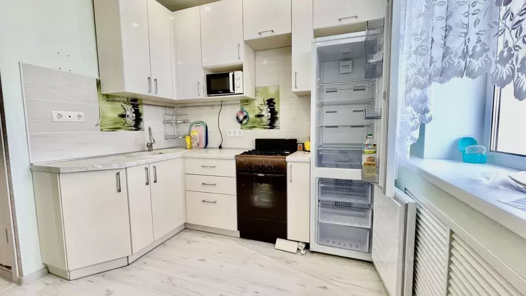 2-к кв. Татарстан, Казань ул. Академика Сахарова, 13 (60.0 м) - Фото 1