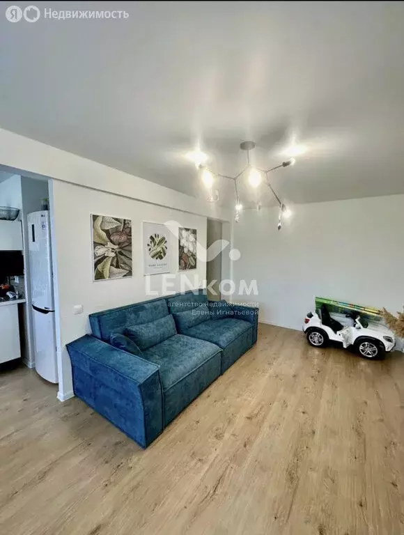 3-комнатная квартира: Ижевск, улица Карла Маркса, 433 (49 м) - Фото 1