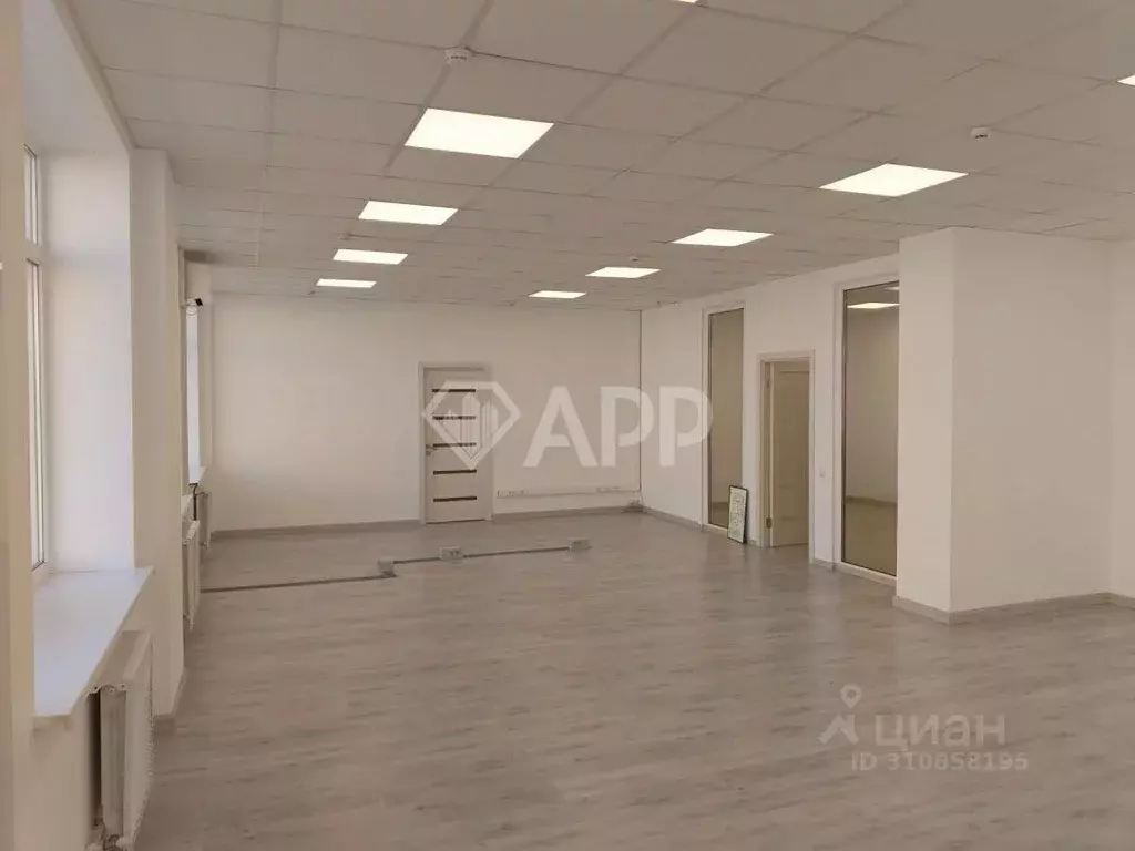 Офис в Краснодарский край, Новороссийск ул. Энгельса, 32 (108 м) - Фото 0