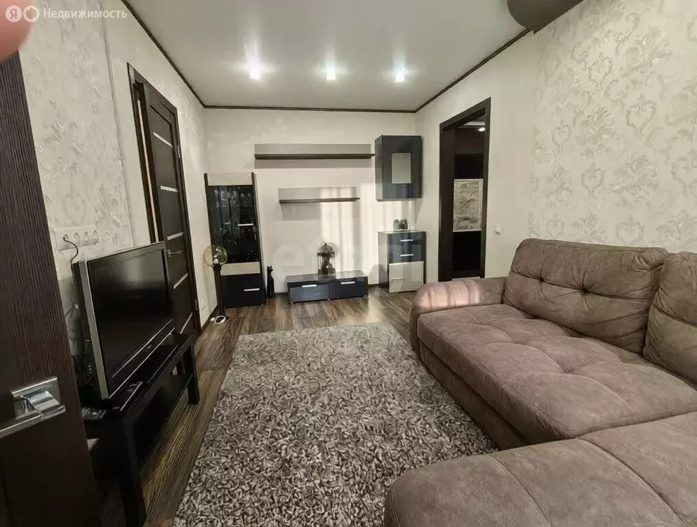 3-комнатная квартира: Фокино, улица Карла Маркса, 2 (60.7 м) - Фото 1