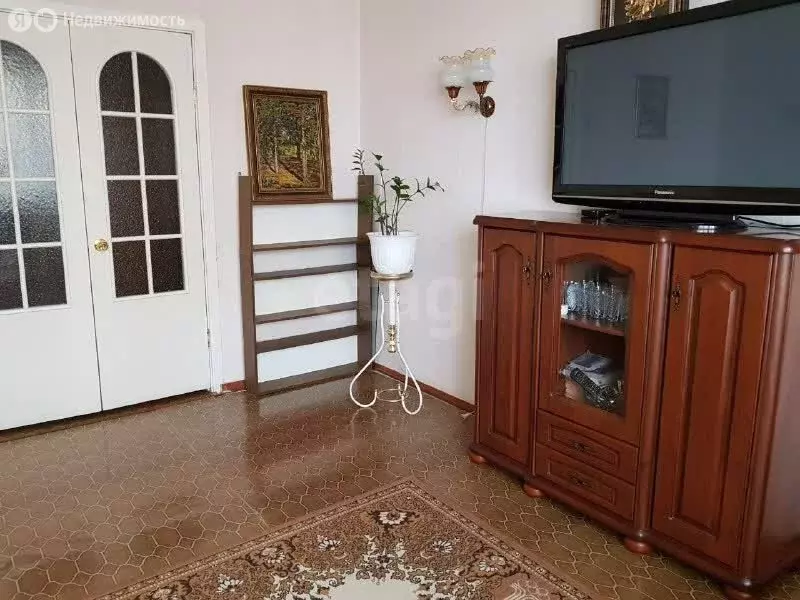 1-комнатная квартира: Омск, улица Конева, 14 (40 м) - Фото 2