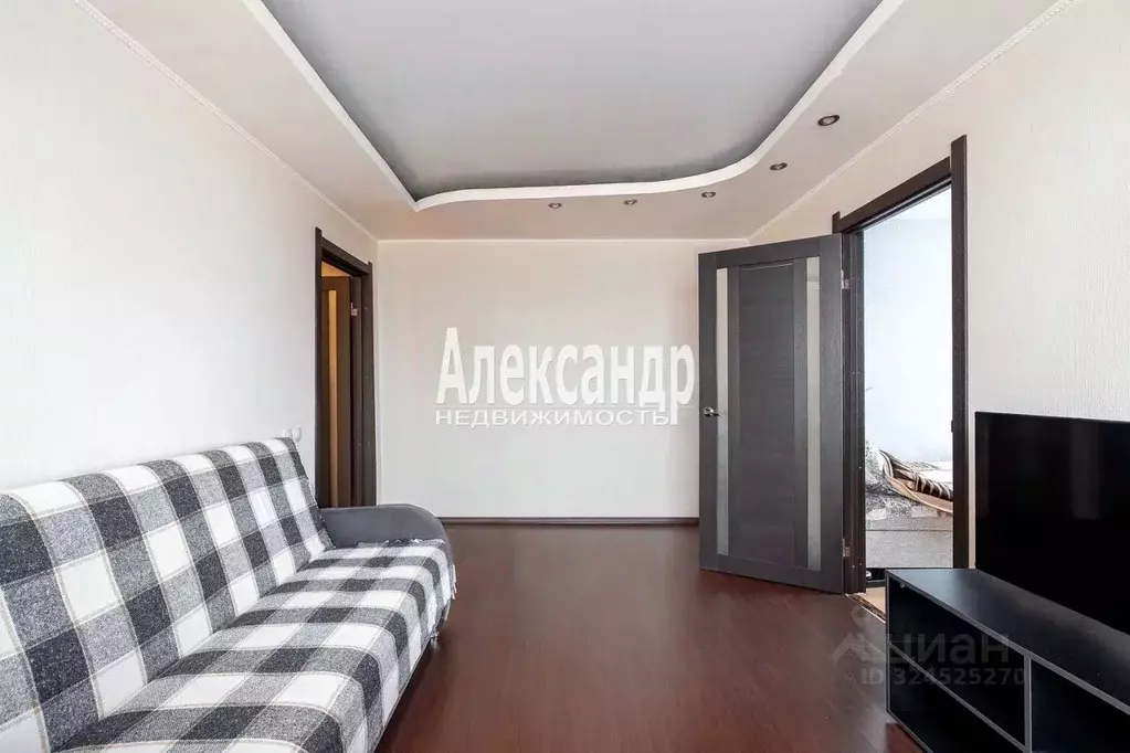 4-к кв. Ленинградская область, Гатчинский муниципальный округ, пос. ... - Фото 2