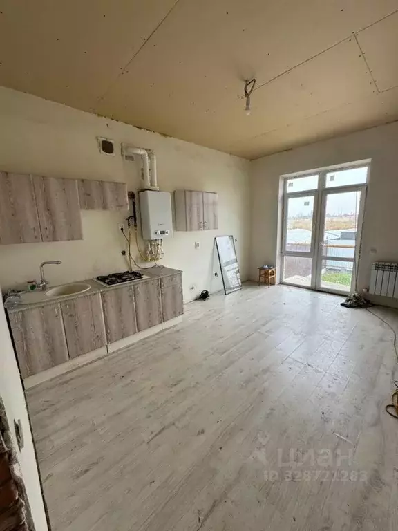 Дом в Ростовская область, Батайск Крымская ул., 14Б (80 м) - Фото 1