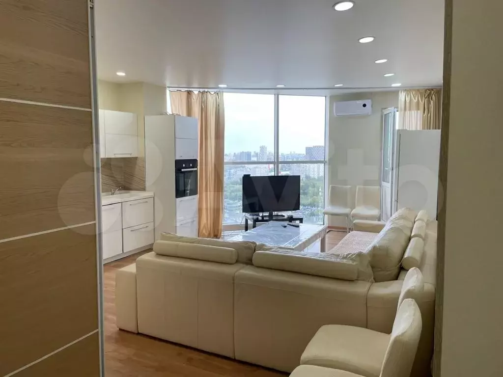 3-к. квартира, 70 м, 19/25 эт. - Фото 0