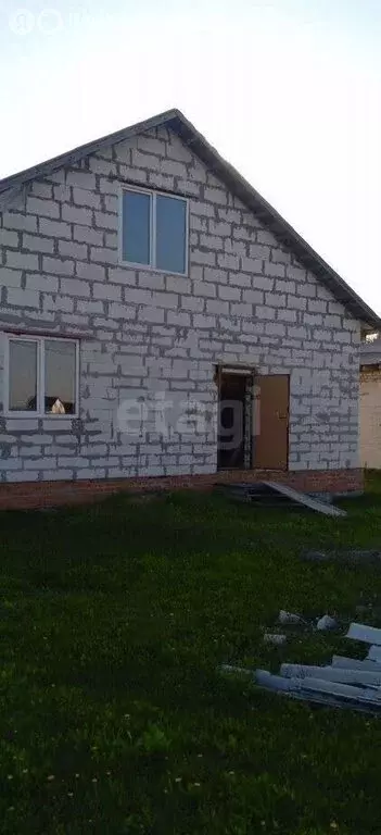Дом в село Крутой Лог, Абрикосовая улица (98 м) - Фото 1