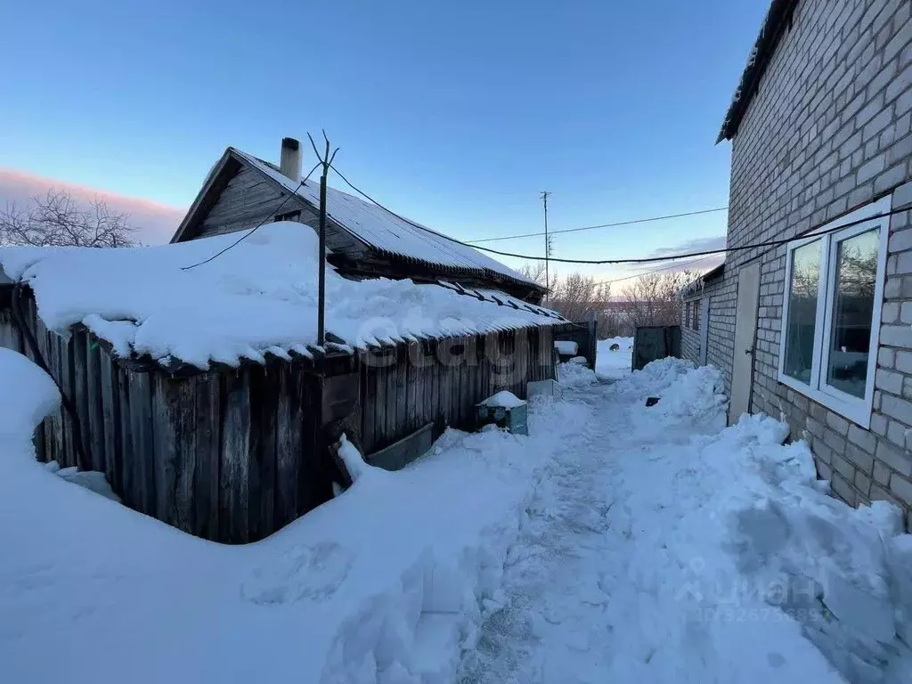 Дом в Башкортостан, Стерлитамакский район, Казадаевский сельсовет, д. ... - Фото 2