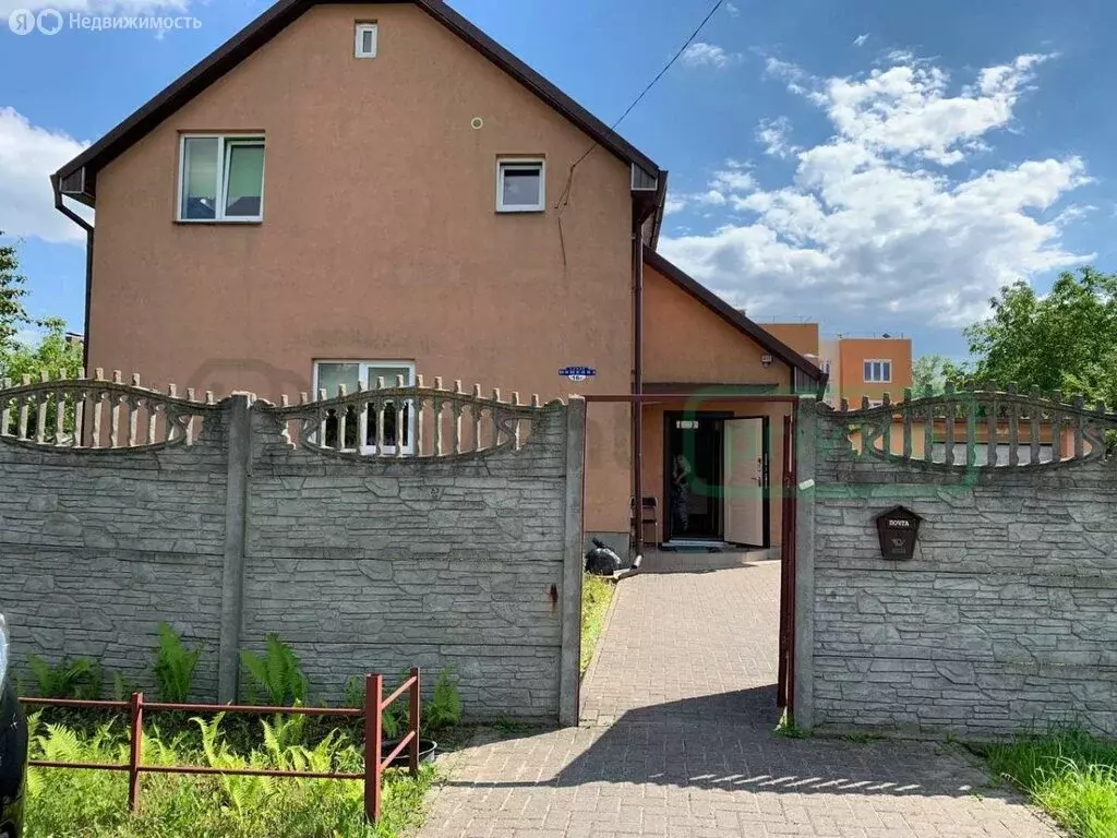 Дом в Калининград, улица Шишкина (150 м) - Фото 0