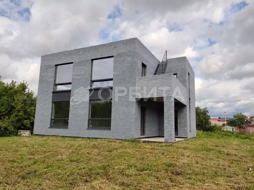 Дом в Тюменская область, Тюмень Парфеново мкр, ул. Филатова (150 м) - Фото 2