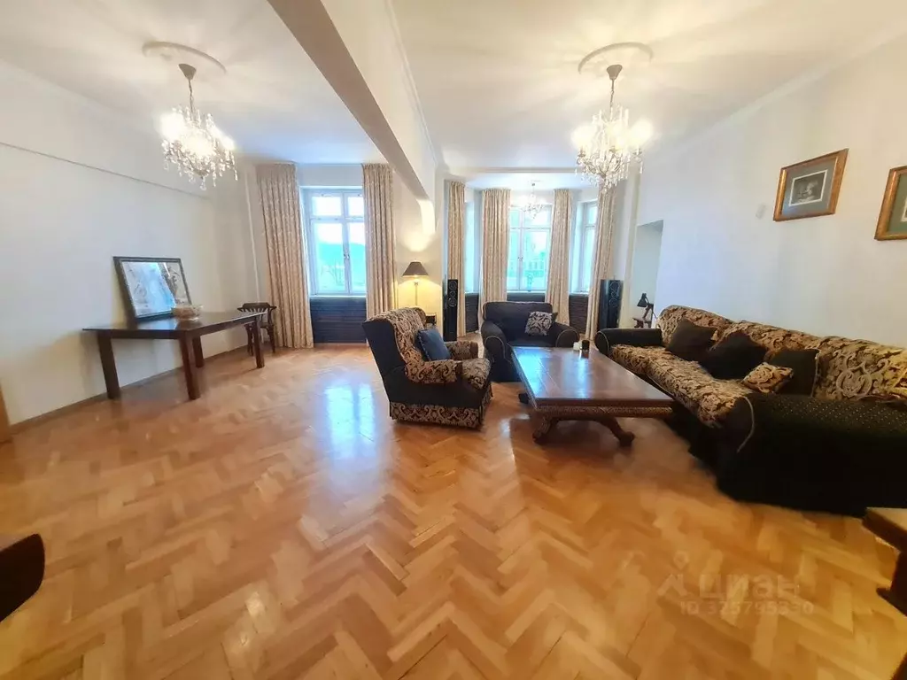 3-к кв. Москва ул. Хамовнический Вал, 2 (127.0 м) - Фото 0