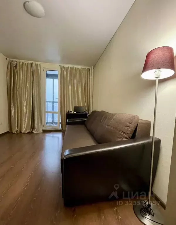 Студия Санкт-Петербург бул. Александра Грина, 1 (22.0 м) - Фото 1