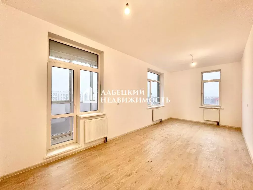 3-к кв. Ленинградская область, Мурино Всеволожский район, просп. ... - Фото 1