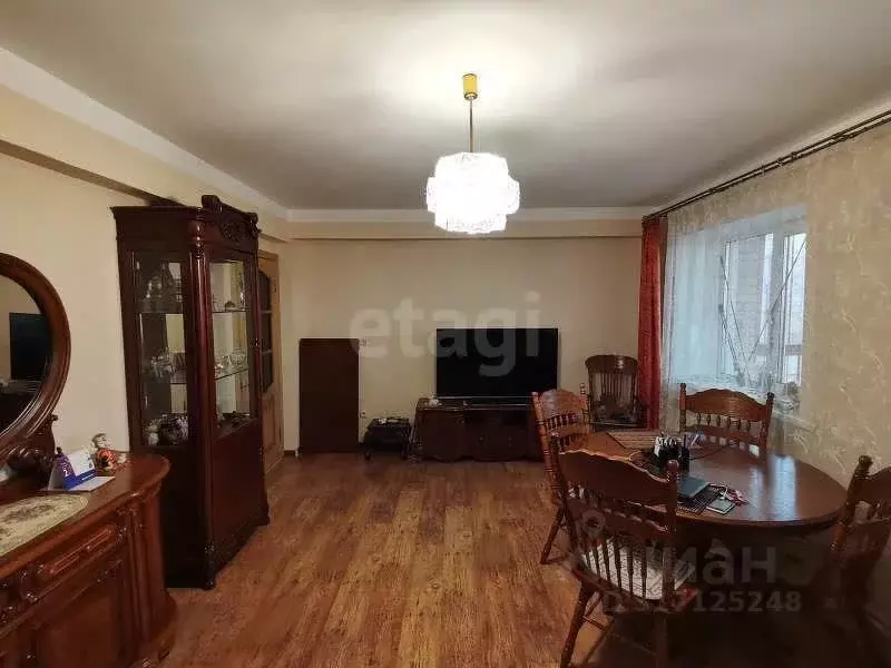2-к кв. Бурятия, Улан-Удэ ул. Боевая, 5В (64.0 м) - Фото 0