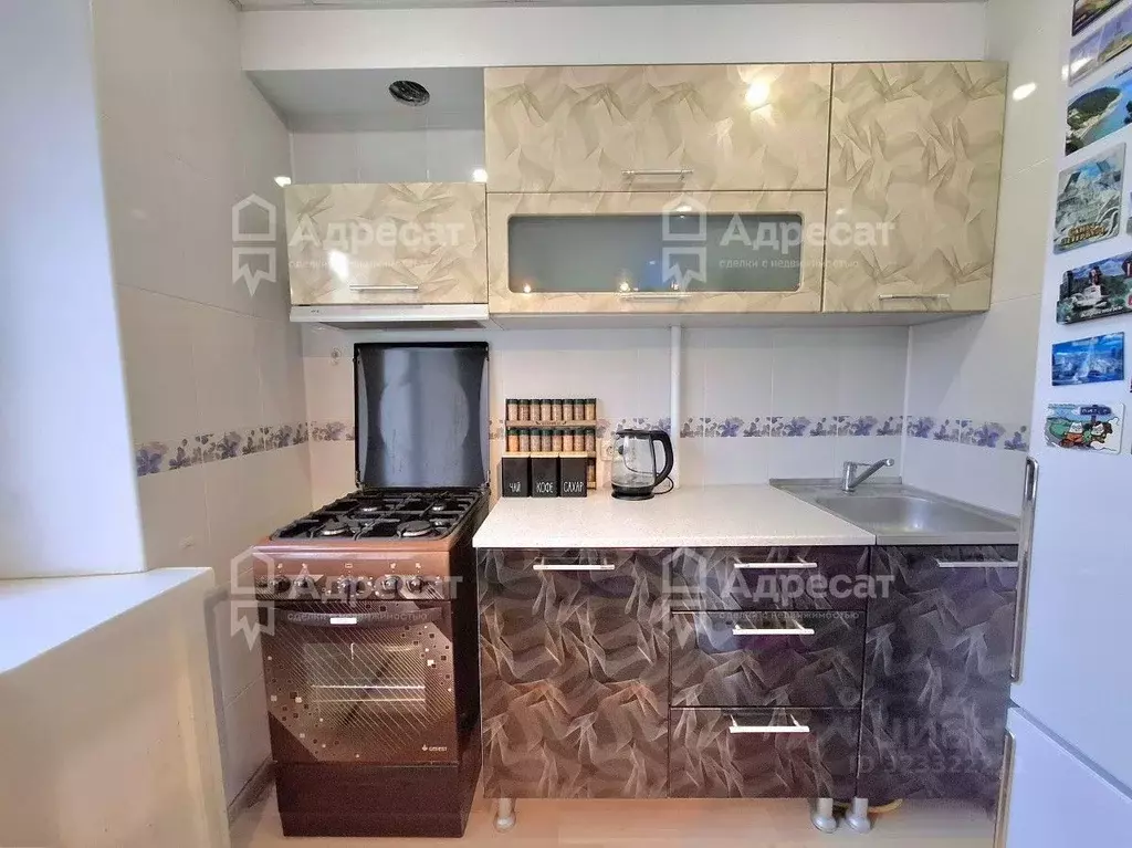 2-к кв. Волгоградская область, Волгоград ул. Патриса Лумумбы, 10 (45.1 ... - Фото 0